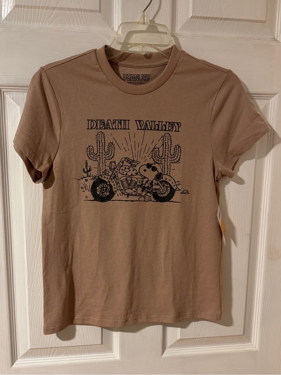 Peanuts Tops - Peanuts Tan Snoopy 'Death Valley' Motorcycle Women’s Tee with Silver Studs S